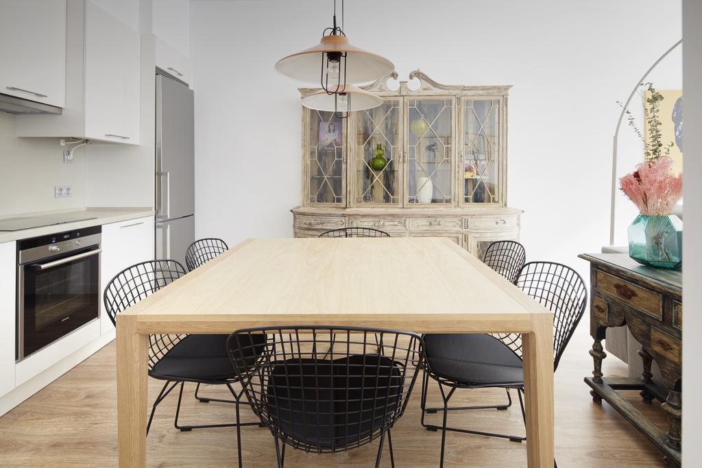 Simone By Feelfree Rentals سان سيباستيان الغرفة الصورة
